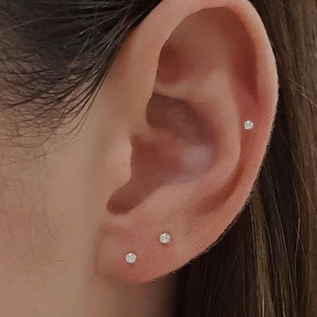 Piercing Minimal Circonitas blancas