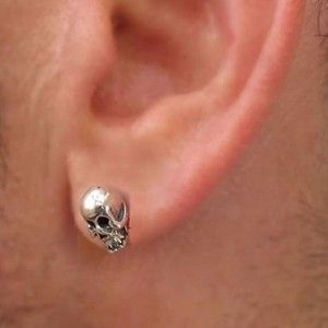 pendientes calavera mini de plata de ley de PuraVidaPulseras 2