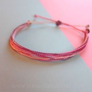 Pulsera de Hilos Rosa