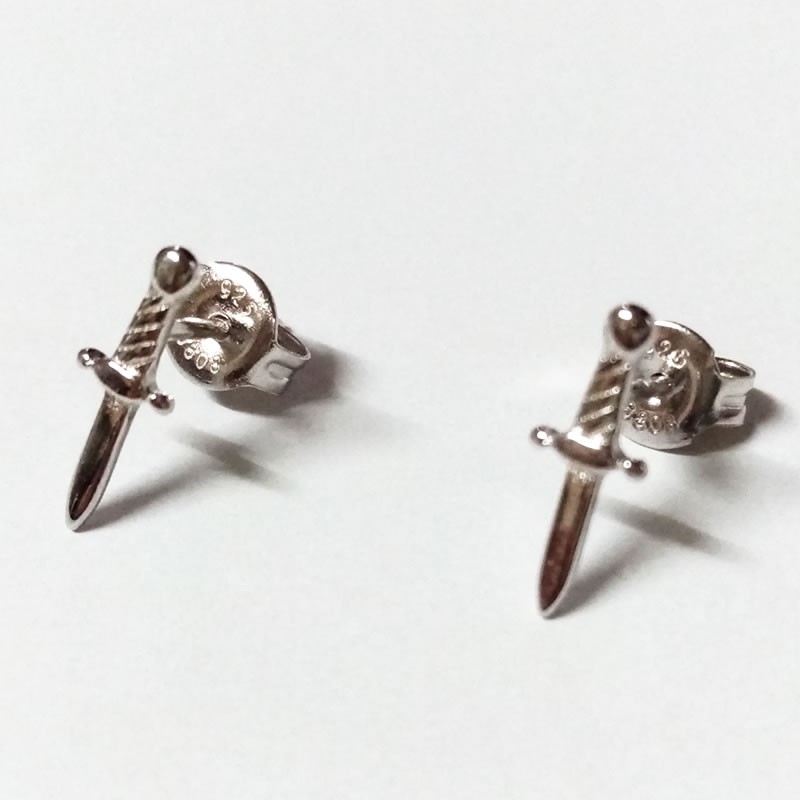 Pendientes espada plata
