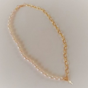 Middle Cross Necklace - Pearls - chain 2