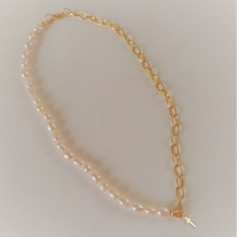 Middle Cross Necklace for woman