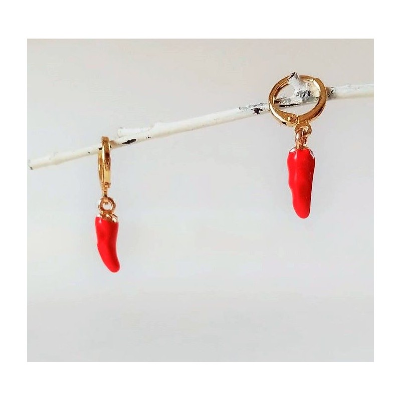 pendientes de aro con guindillas