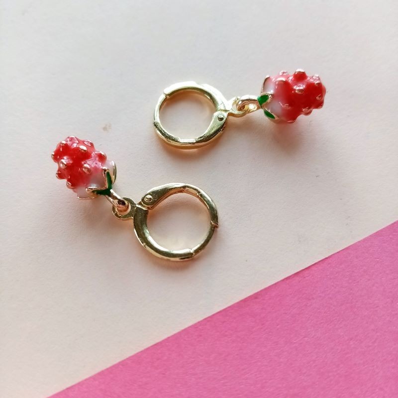 pendientes fresitas