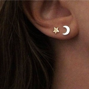 pendientes mini luna oro 2
