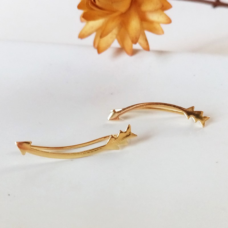Golden Climbing Earrings Arrows