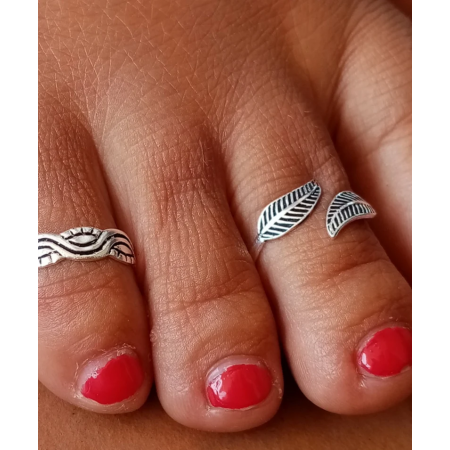 women silver toe ring