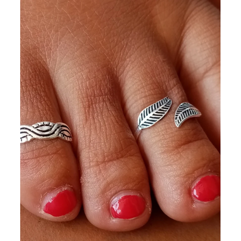 women silver toe ring