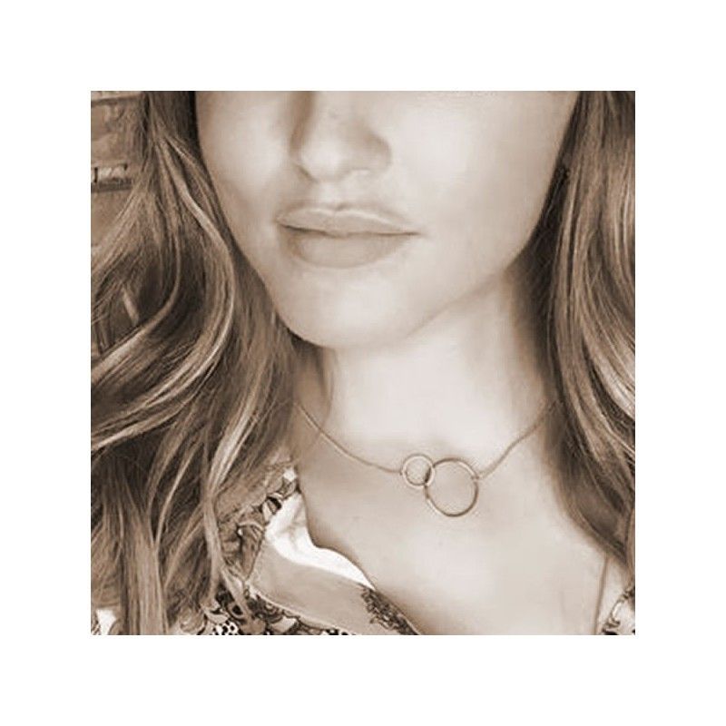 Gargantilla aros entrelazados