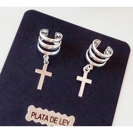 pendientes cartilago y cruz colgante