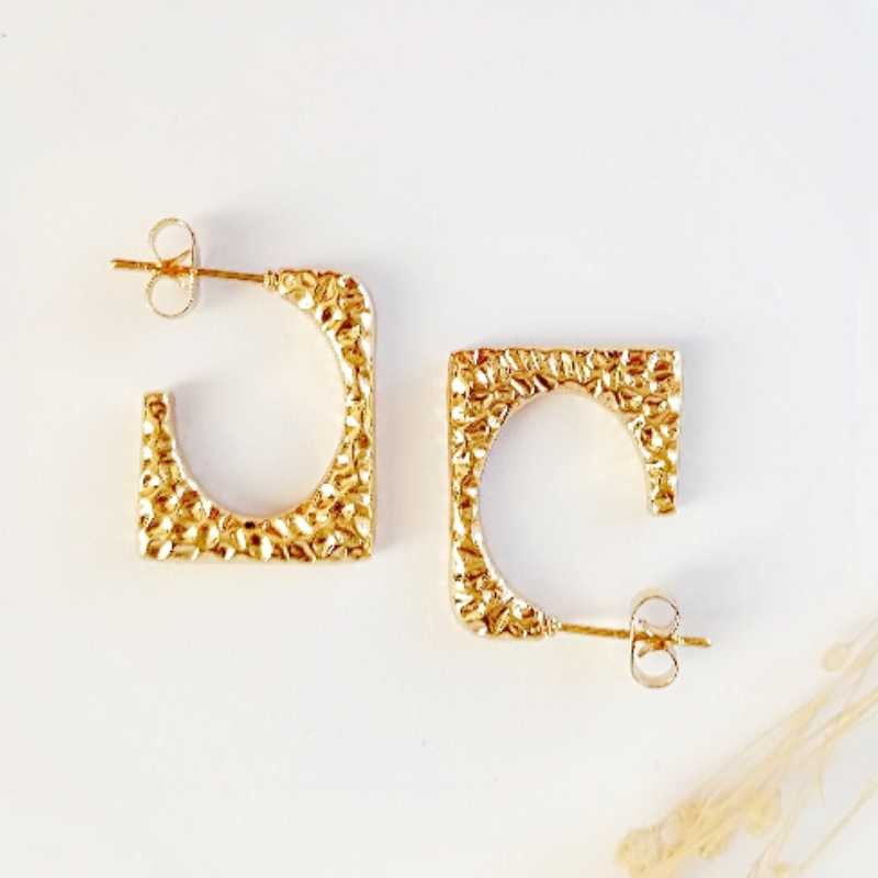Hammered Golden Earrings for woman