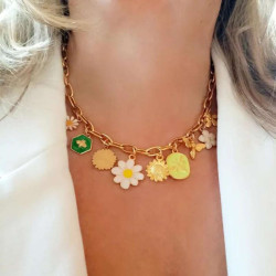 Collar colmena lleno de charms de flores, abejas y margaritas