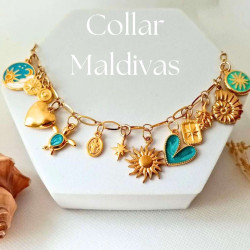 collar maldivas lleno de charms veraniegos