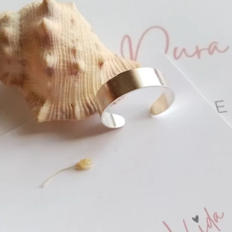 simple silver toe ring