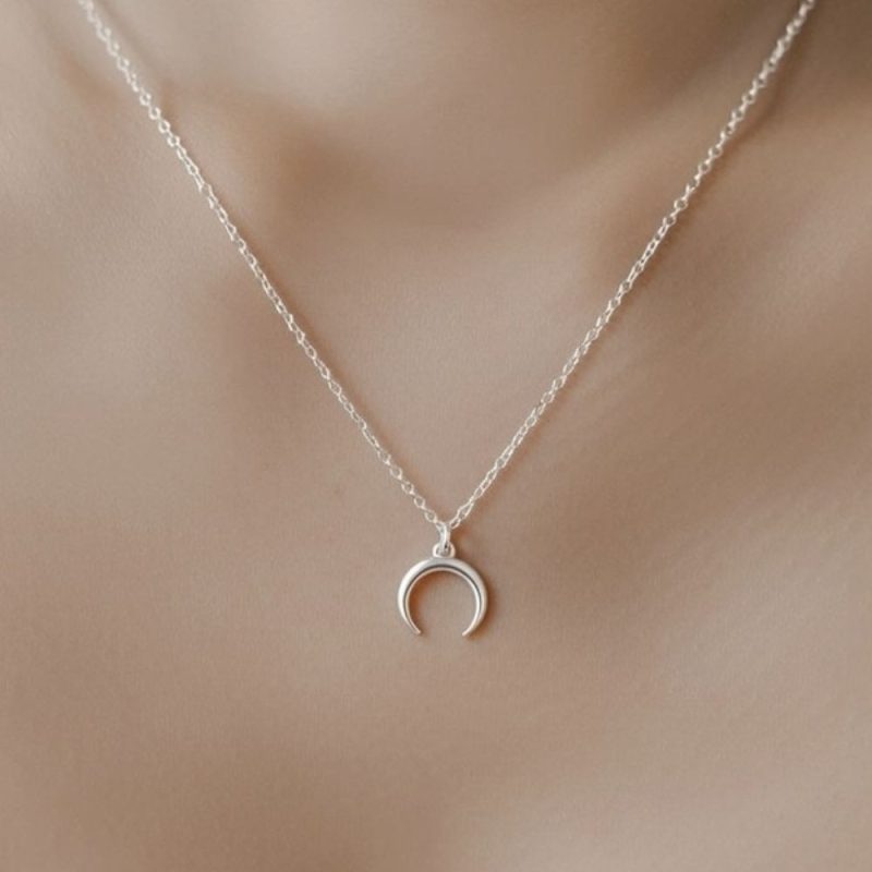 Collar Luna Invertida