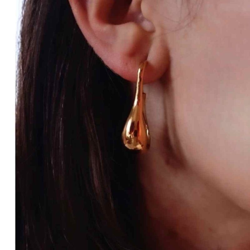 pendientes bottega gota alargada oro