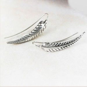 Pendiente trepador pluma