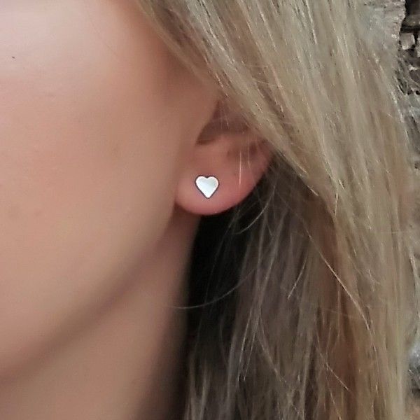 Pendientes Minimalistas de Corazon